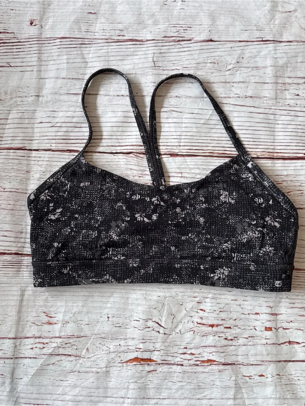 Lululemon Flow Y Bra Nulu Light Support in Equalized Multi Sz 8